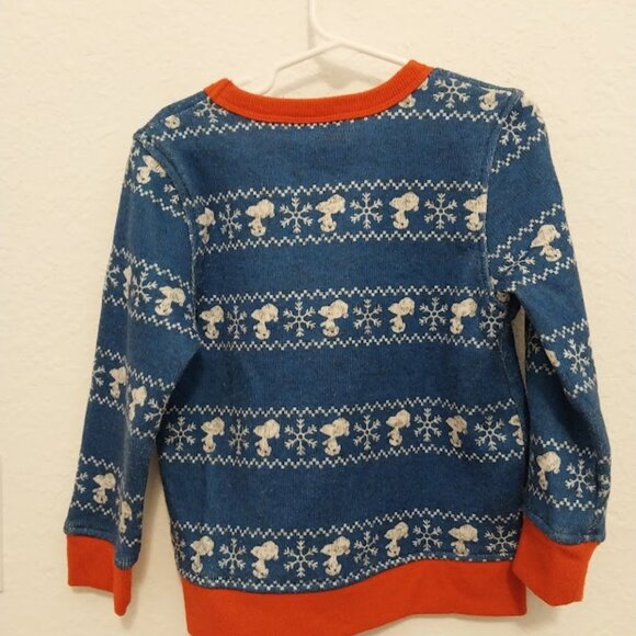 Snoopy Christmas Sweater - Picture 4 of 11